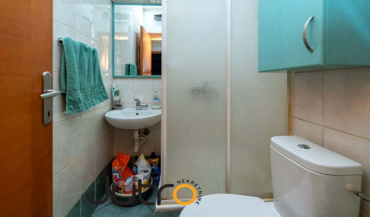 Prodaja, trosoban stan, 164m², Stari Aerodrom, Podgorica