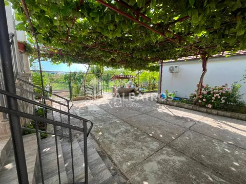 Rent, two bedroom apartment, 80m², Centar, Bar - image 23