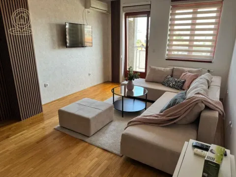 Rent, one bedroom apartment, 45m², Telep, Novi Sad Sve Podlokacije - image 2