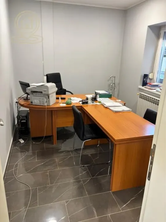 Sale, office space, 500m², Vidovdansko naselje, Novi Sad Sve Podlokacije