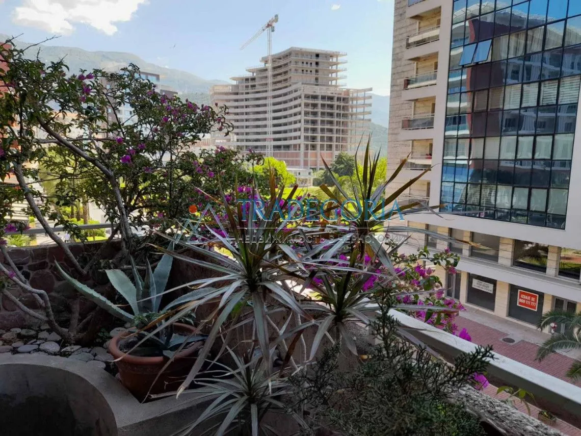 Prodaja, dvosoban stan, 65m², Budva, Crna Gora