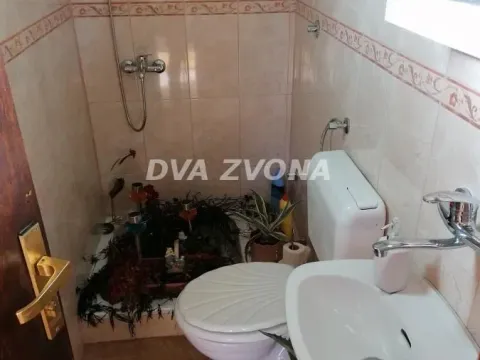 Prodaja, kuća, 66m², Sremska Kamenica, Petrovaradin - image 10