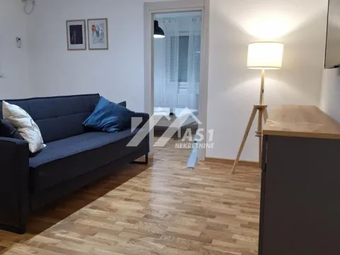 Izdavanje, jednosoban stan, 35m², Stari Majur, Petrovaradin - image 2