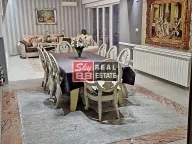 Izdavanje, četvorosoban stan, 200m², Vračar Hram, Vračar Sve Podlokacije - image 2