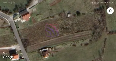 Pogled iz vazduha na zemljište i okolno područje. - image 2