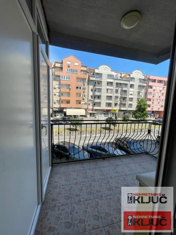 Izdavanje, jednosoban stan, 41m², Nova Detelinara, Novi Sad Sve Podlokacije