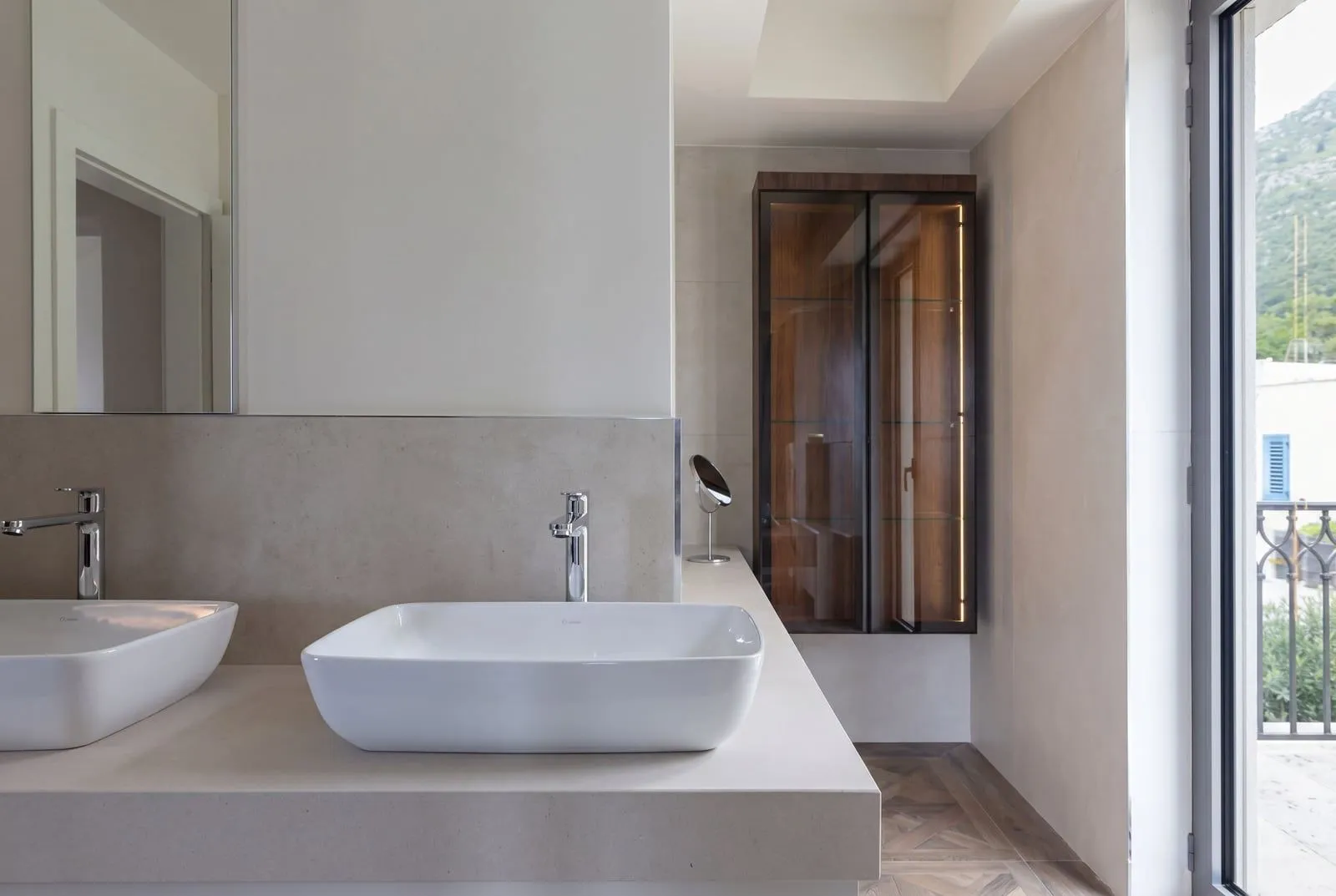 Prodaja, kuća, 250m², Blizikuće, Budva