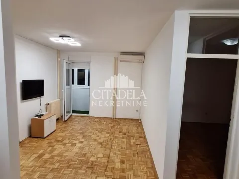 Izdavanje, dvosoban stan, 48m², Čukarica, Beograd - image 2