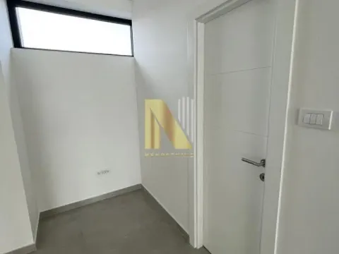 Rent, office space, 123m², Bulevar Evrope, Novi Sad Sve Podlokacije - image 2