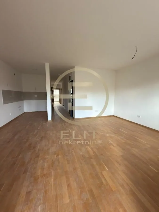 Prodaja, stan, 78m², Mišeluk, Petrovaradin