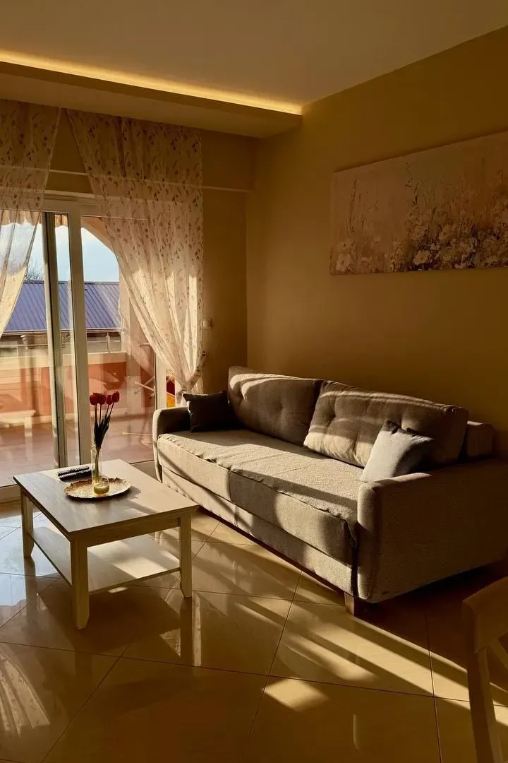 Rent, one bedroom apartment, 36m², Dobrota, Kotor