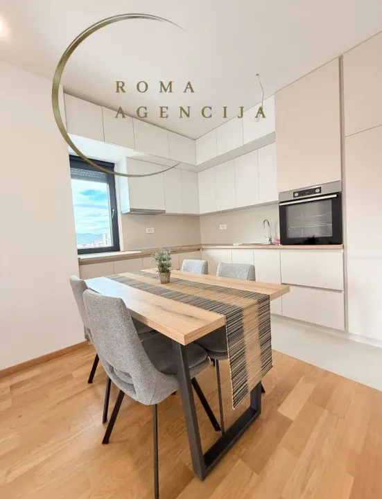 Izdavanje, jednosoban stan, 47m², City Kvart, Podgorica