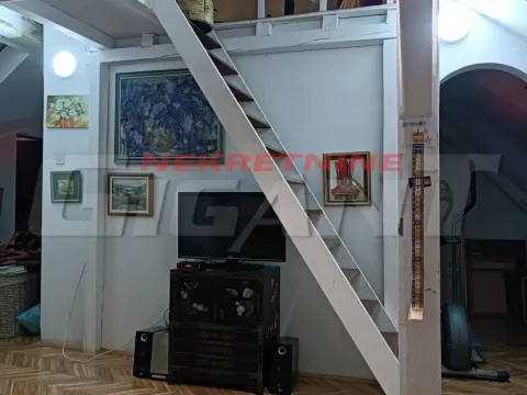 Prodaja, trosoban stan, 80m², Stari Grad, Beograd - image 2