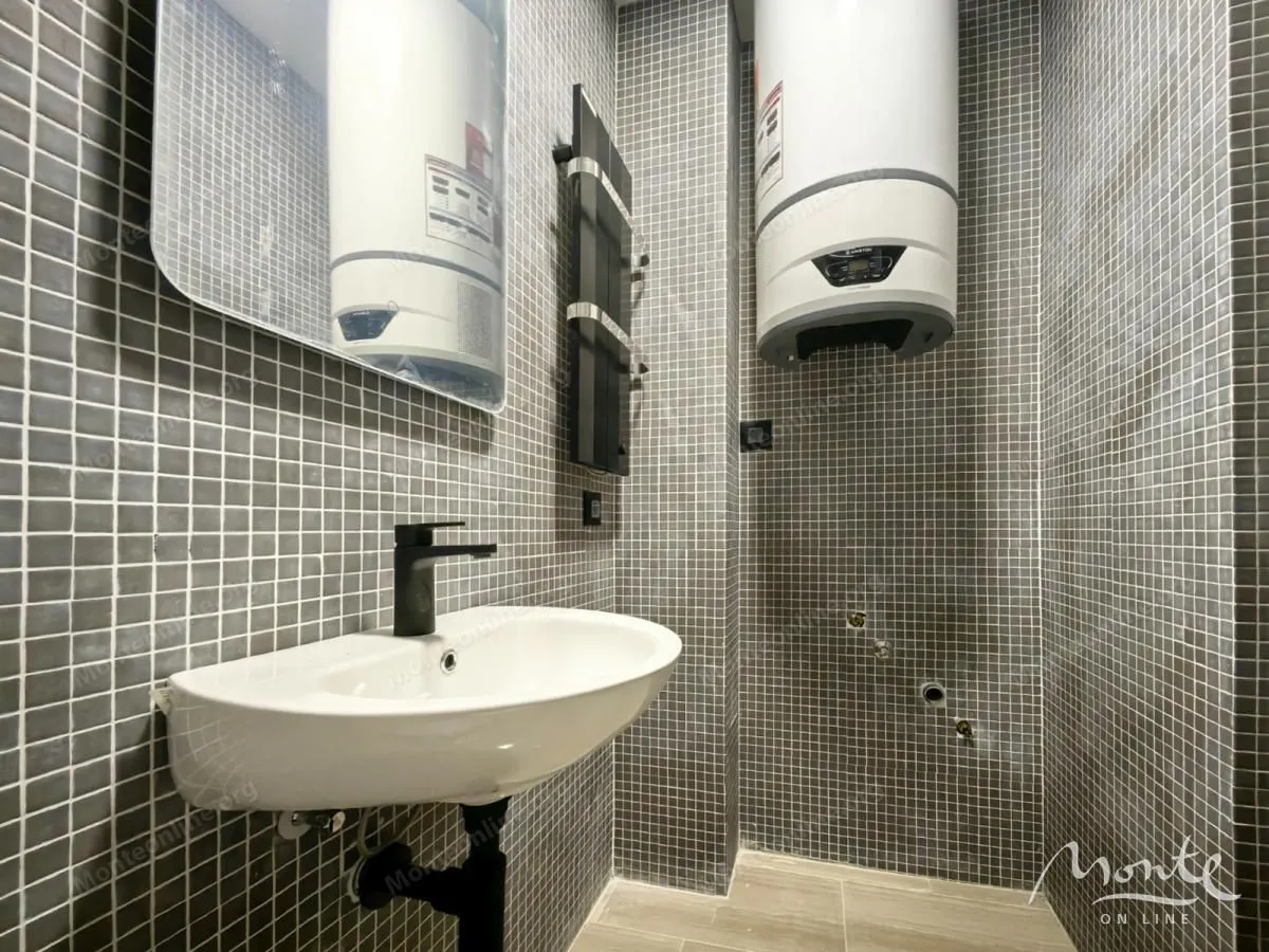 Prodaja, trosoban stan, 111m², Vezirov Most, Podgorica