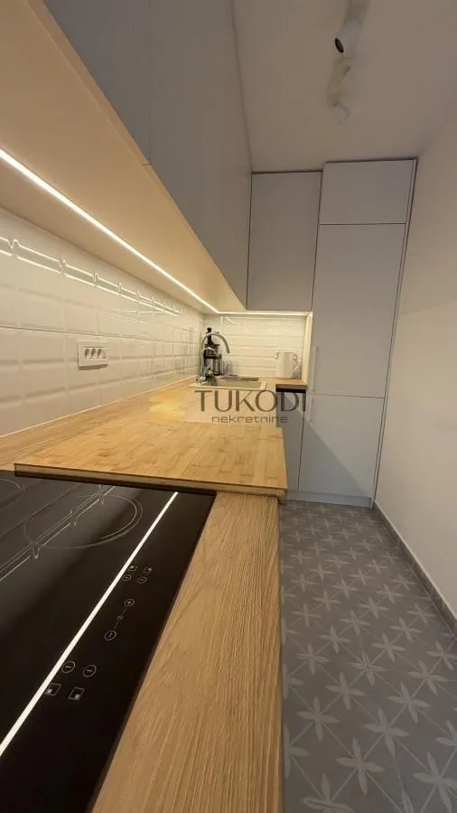 Rent, two bedroom apartment, 59m², Stari Merkator, Novi Beograd Sve Podlokacije