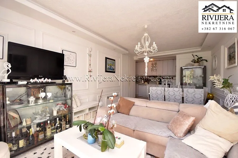 Prodaja, dvosoban stan, 93m², Baošići, Herceg Novi