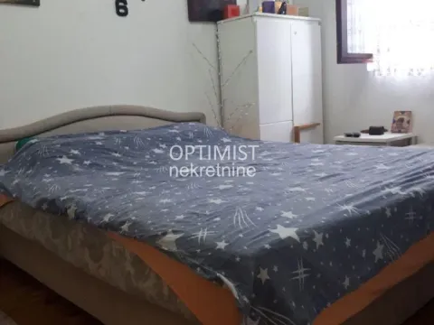 Prodaja, kuća, 208m², Altina, Beograd - image 7