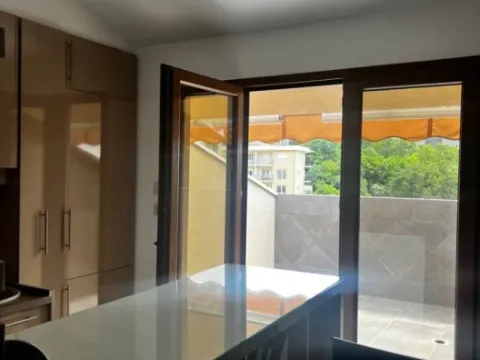 Sale, two bedroom apartment, 66m², Bečići, Budva - image 10