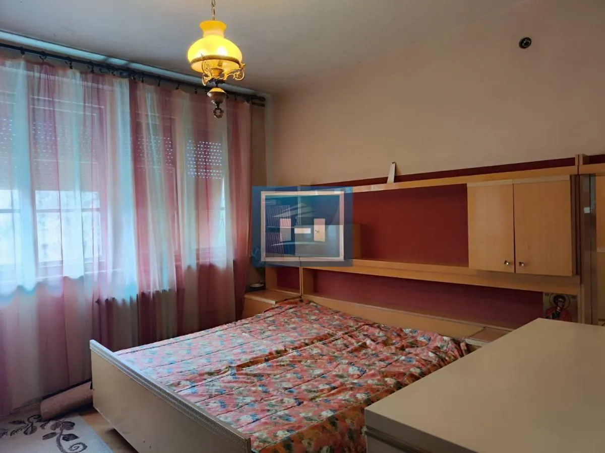 Prodaja, dvosoban stan, 73m², Centar, Jagodina