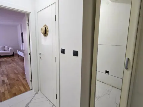 Rent, two bedroom apartment, 100m², Dalmatinska ulica, Podgorica - image 7