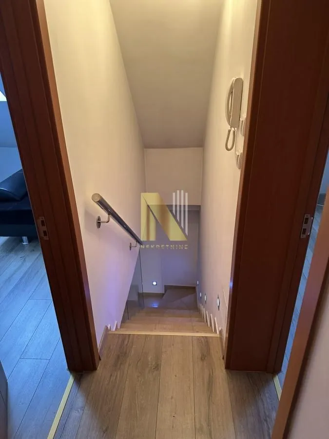 Izdavanje, trosoban stan, 72m², Detelinara, Novi Sad Sve Podlokacije