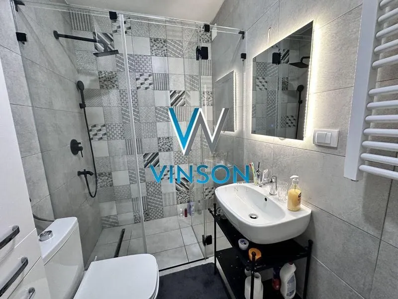 Izdavanje, dvosoban stan, 52m², Centar, Novi Sad