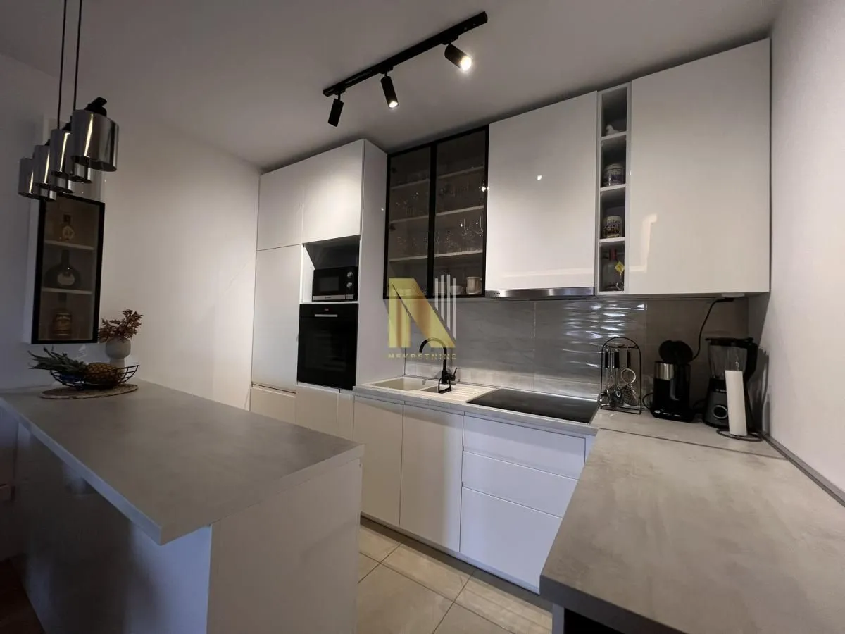 Rent, three bedroom apartment, 59m², Salajka, Novi Sad Sve Podlokacije