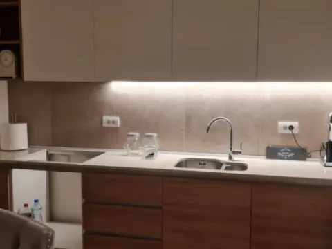 Izdavanje, trosoban stan, 70m², Beograd Na Vodi, Beograd - image 5