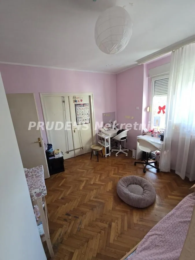 Sale, two bedroom apartment, 66m², Obilićev Venac, Beograd