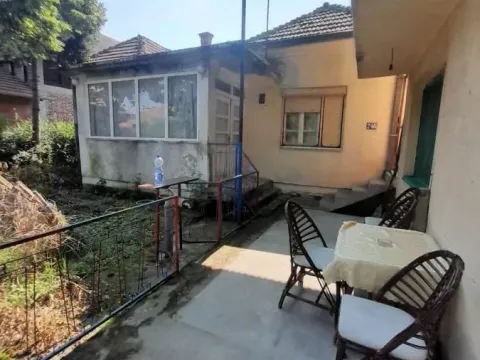 Sale, house, 200m², Glogovac, Jagodina