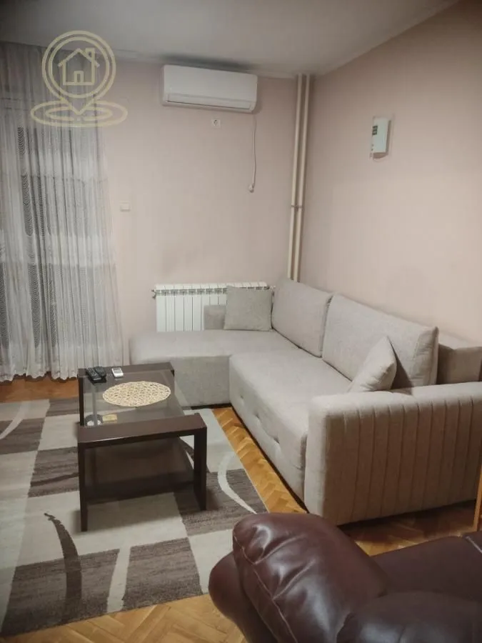 Izdavanje, dvosoban stan, 48m², Grbavica, Novi Sad Sve Podlokacije