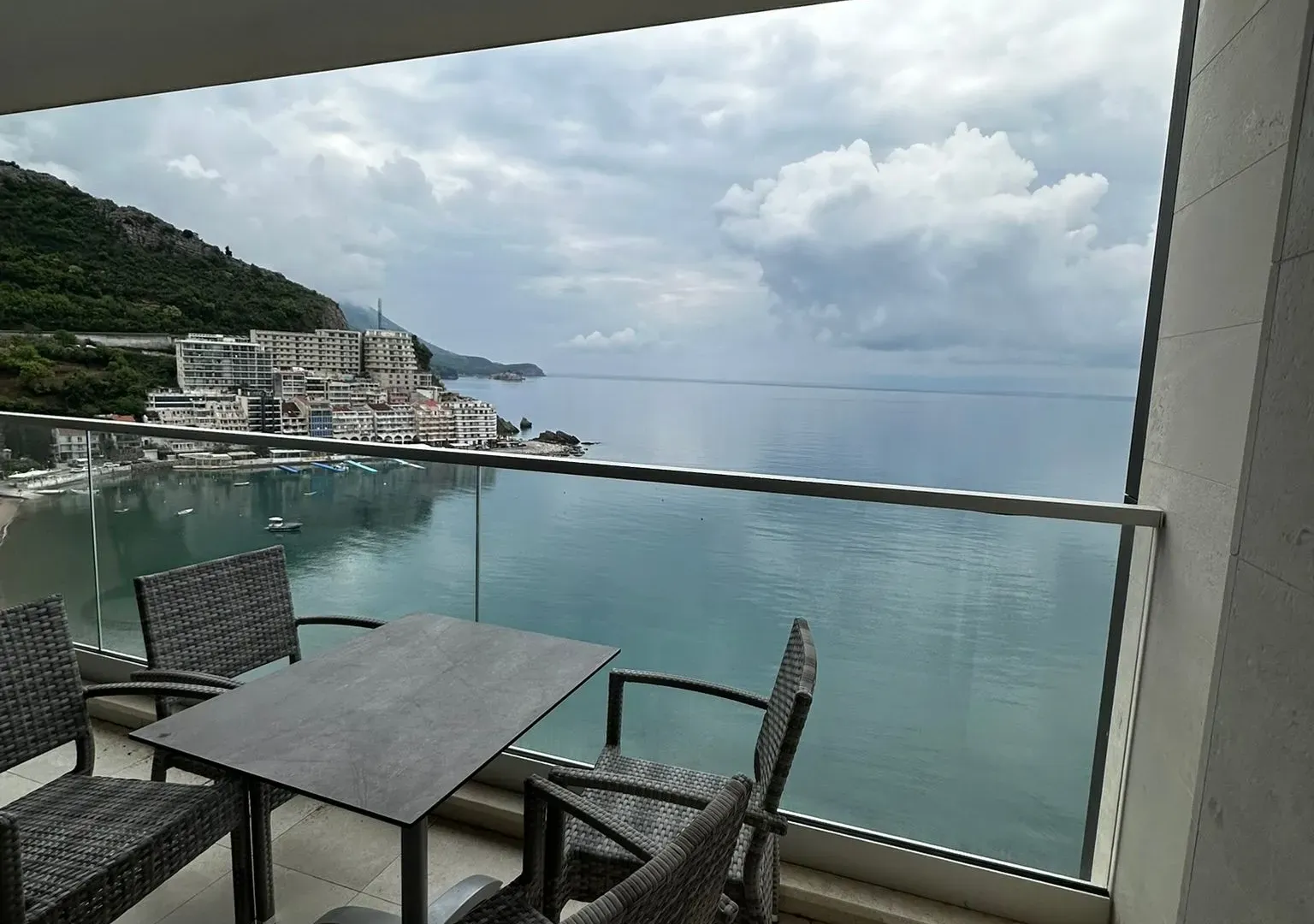 Sale, two bedroom apartment, 75m², Rafailovići, Budva
