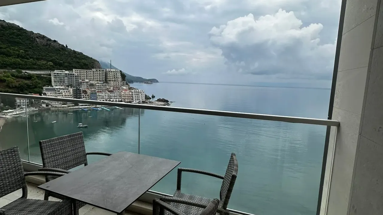 Sale, two bedroom apartment, 75m², Rafailovići, Budva