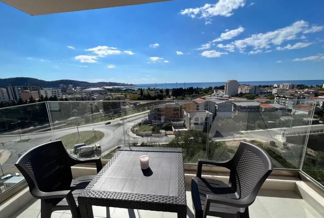 Sale, two bedroom apartment, 71m², Ilino, Bar