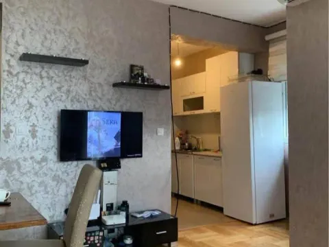 Prodaja, jednosoban stan, 46m², Stari Aerodrom, Podgorica - image 5