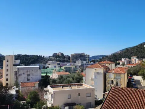 Sale, one bedroom apartment, 46m², Bečići, Budva - image 8