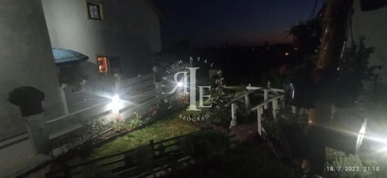 Sale, house, 300m², Mala Moštanica, Obrenovac