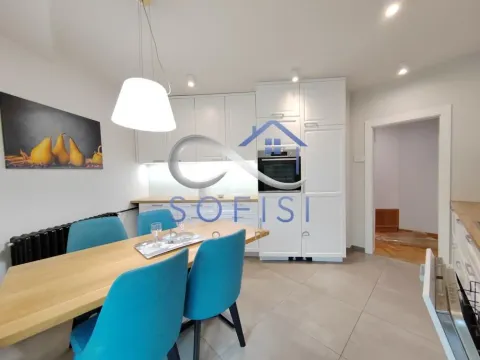 Izdavanje, četvorosoban stan, 100m², Stari grad, Novi Sad - image 11