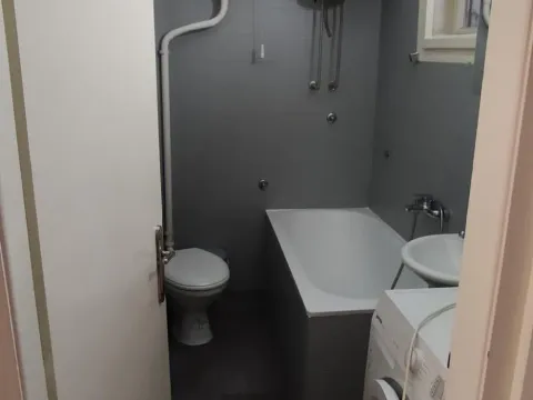 Izdavanje, dvosoban stan, 51m², Stari Grad, Beograd - image 9