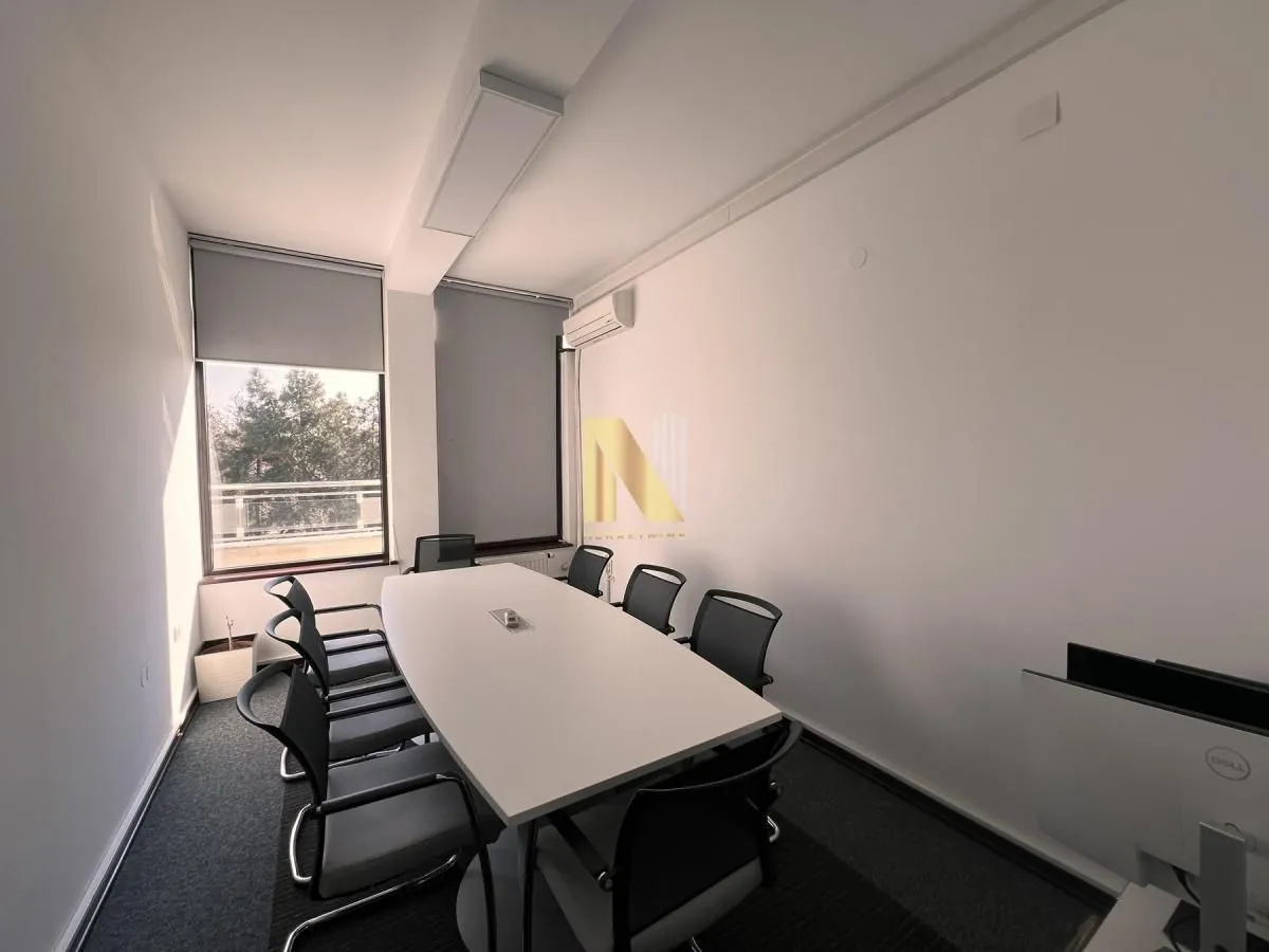 Rent, office space, 171m², Centar, Novi Sad