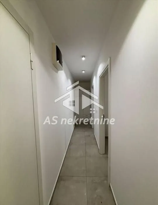 Rent, apartment, 55m², Južni Bulevar, Vračar Sve Podlokacije