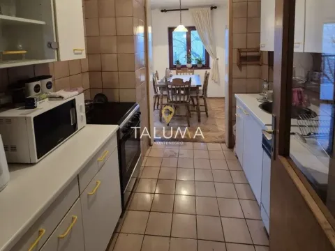 Prodaja, trosoban stan, 100m², Preko Morače, Podgorica - image 3