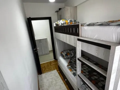 Izdavanje, dvosoban stan, 65m², Vezirov Most, Podgorica - image 6