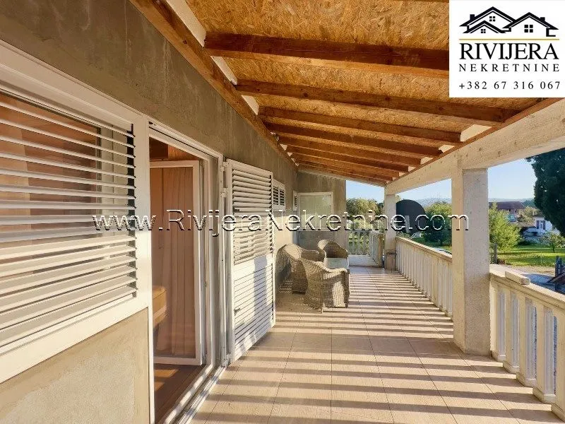 Prodaja, kuća, 350m², Gradiošnica, Tivat