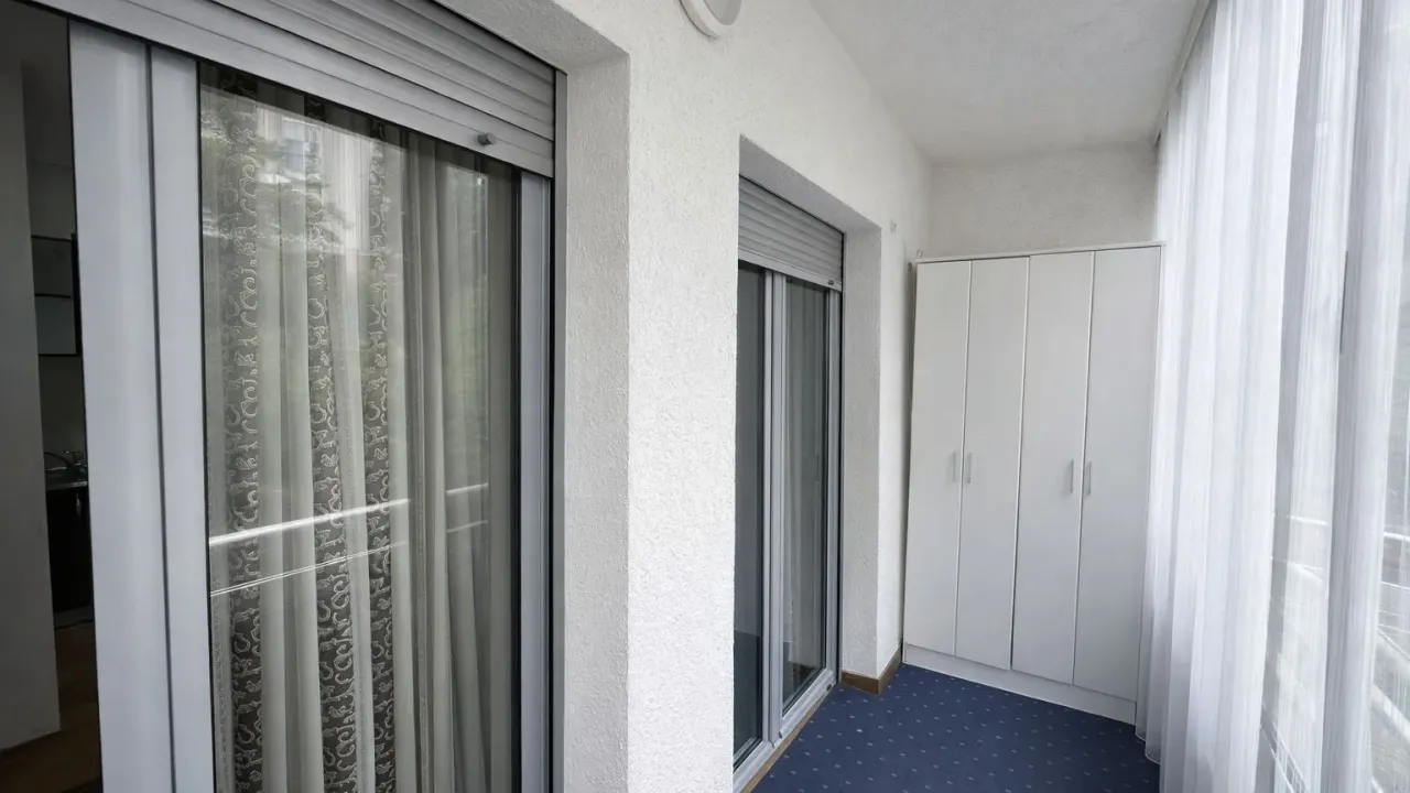 Prodaja, jednosoban stan, 38m², Lazi, Budva