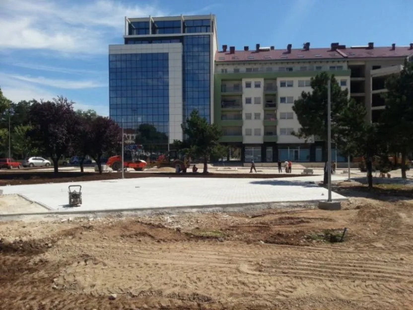 Sale, office space, 692m², Nikšić, Crna Gora