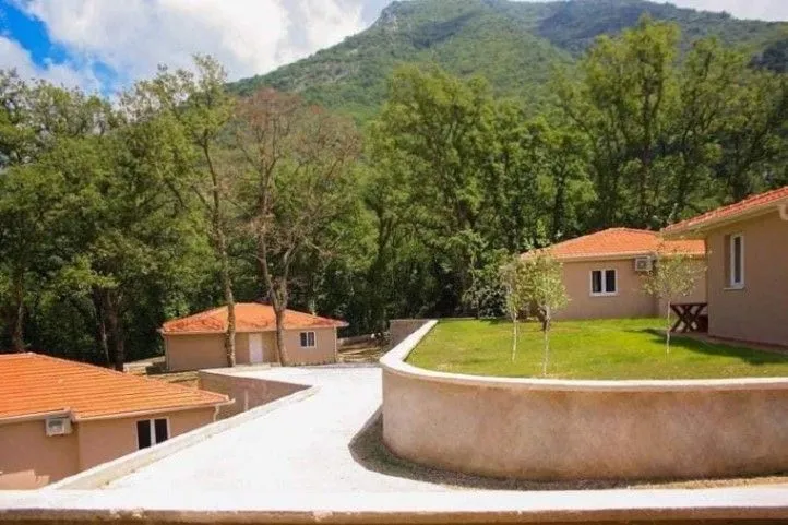 Sale, house, 116m², Bar, Crna Gora