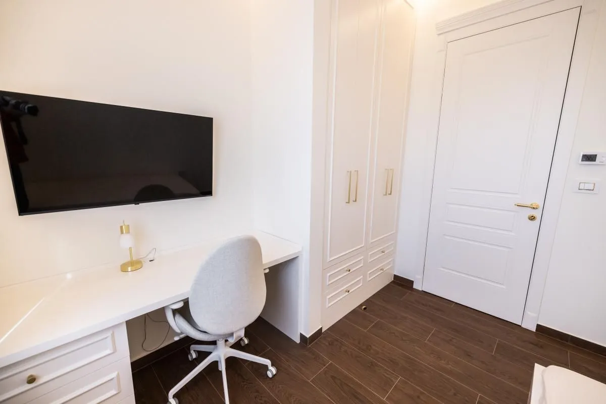 Izdavanje, stan, 131m², Sremska Kamenica, Petrovaradin