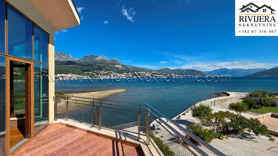 Prodaja, kuća, 245m², Njivice, Herceg Novi