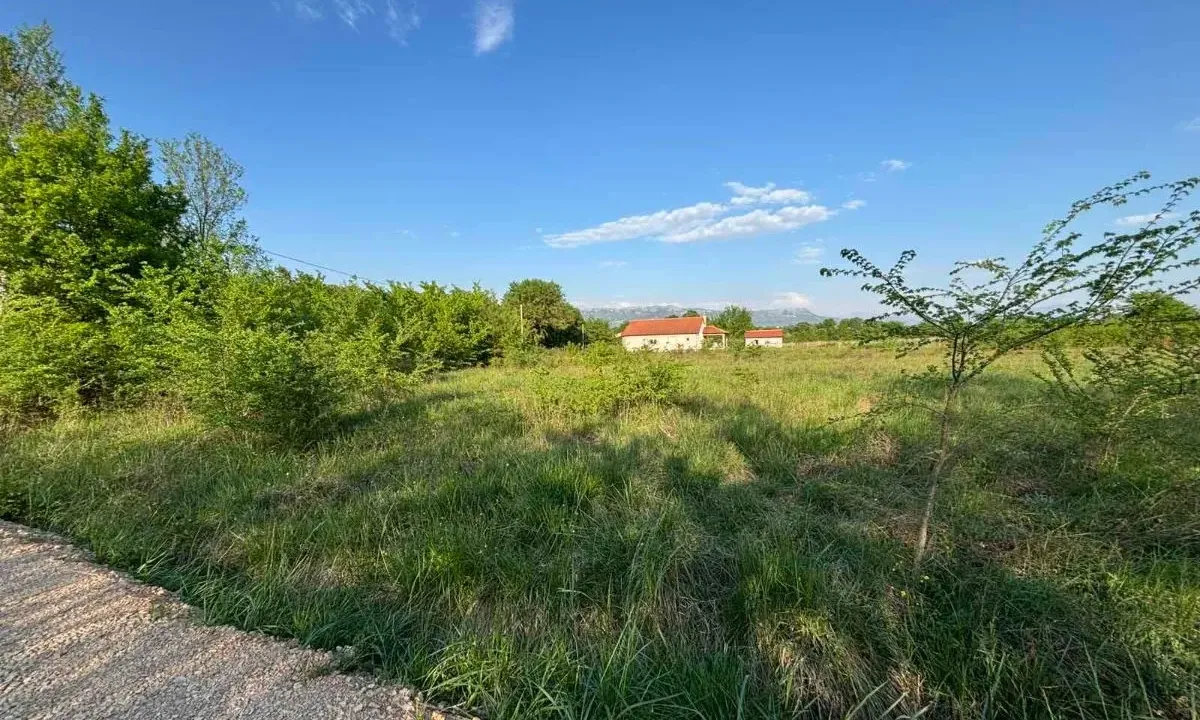Prodaja, plac, 2085m², Kosić, Danilovgrad
